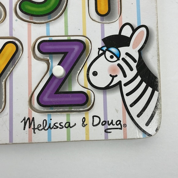 Melissa & Doug alphabet peg wooden puzzle - Picture 5 of 6